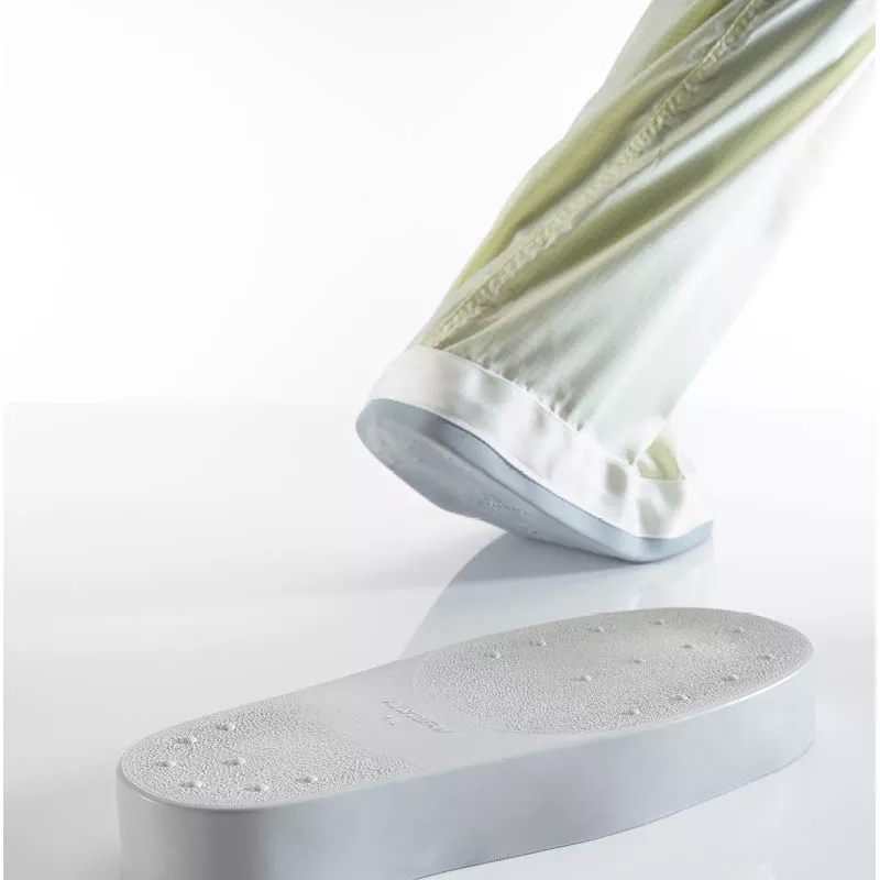 Soles for cleanrooms